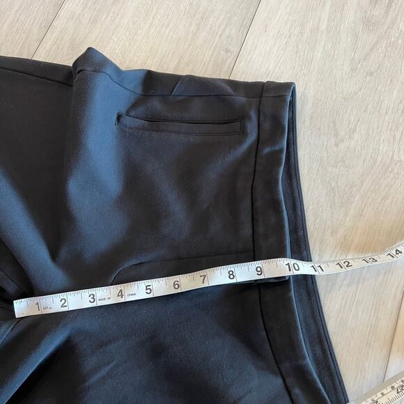 Lululemon women’s black pants size 8 - Picture 4 of 10